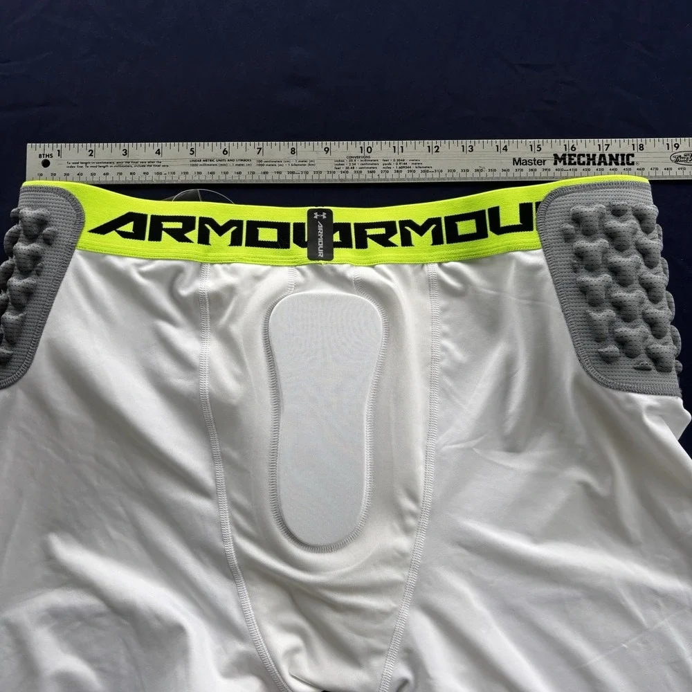 Under‎ Armour HeatGear 3XL Padded Compression Shorts Football White Gray NWT
